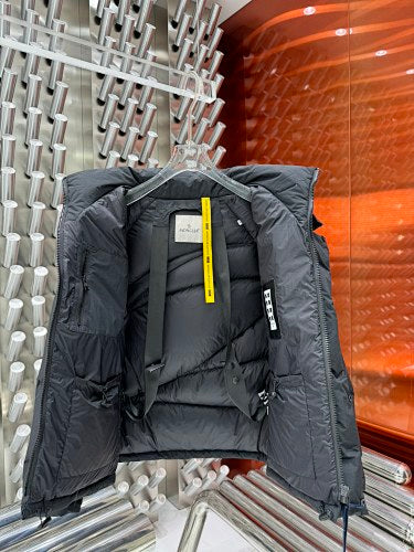 Arc'teryx Pilot Camosun Hooded Down Parka