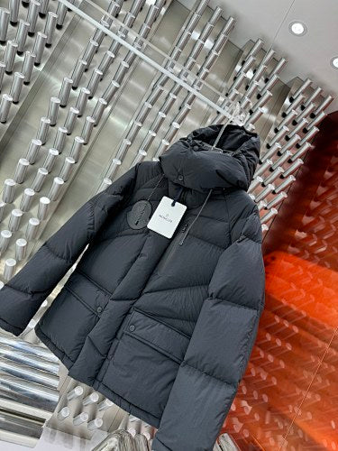 Arc'teryx Pilot Camosun Hooded Down Parka
