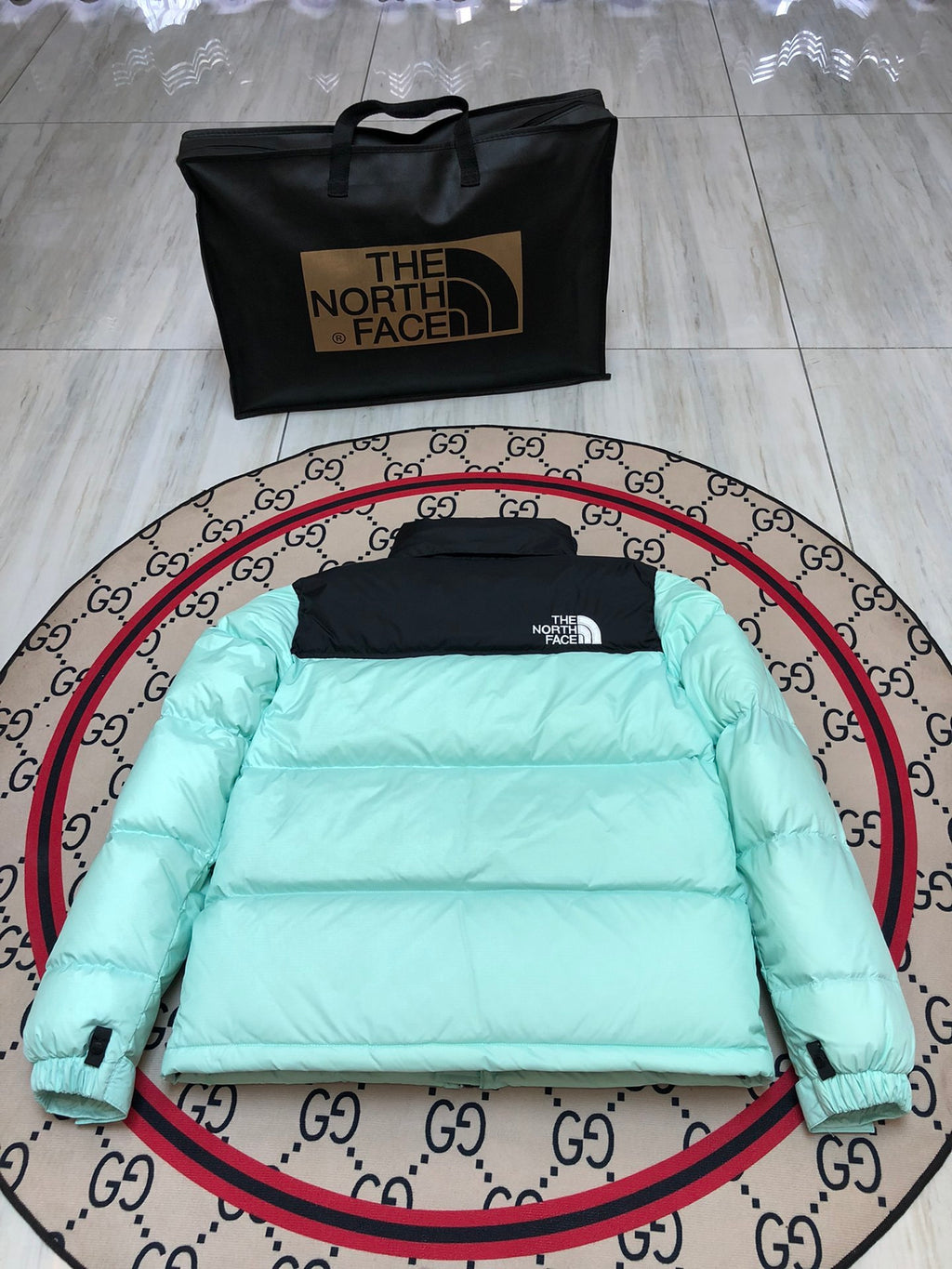 The North Face Mint Green & Black Nuptse 700-Fill Hooded Down Jacket
