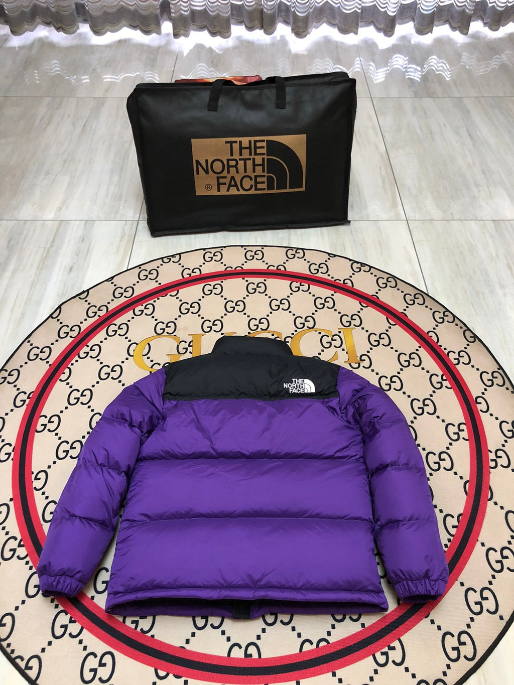 The North Face Purple & Black Nuptse 700-Fill Hooded Down Jacket