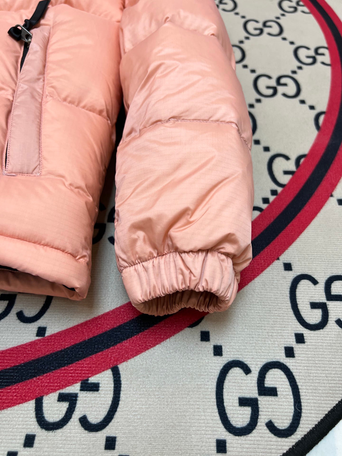 The North Face Pink & Black Nuptse 700-Fill Hooded Down Jacket