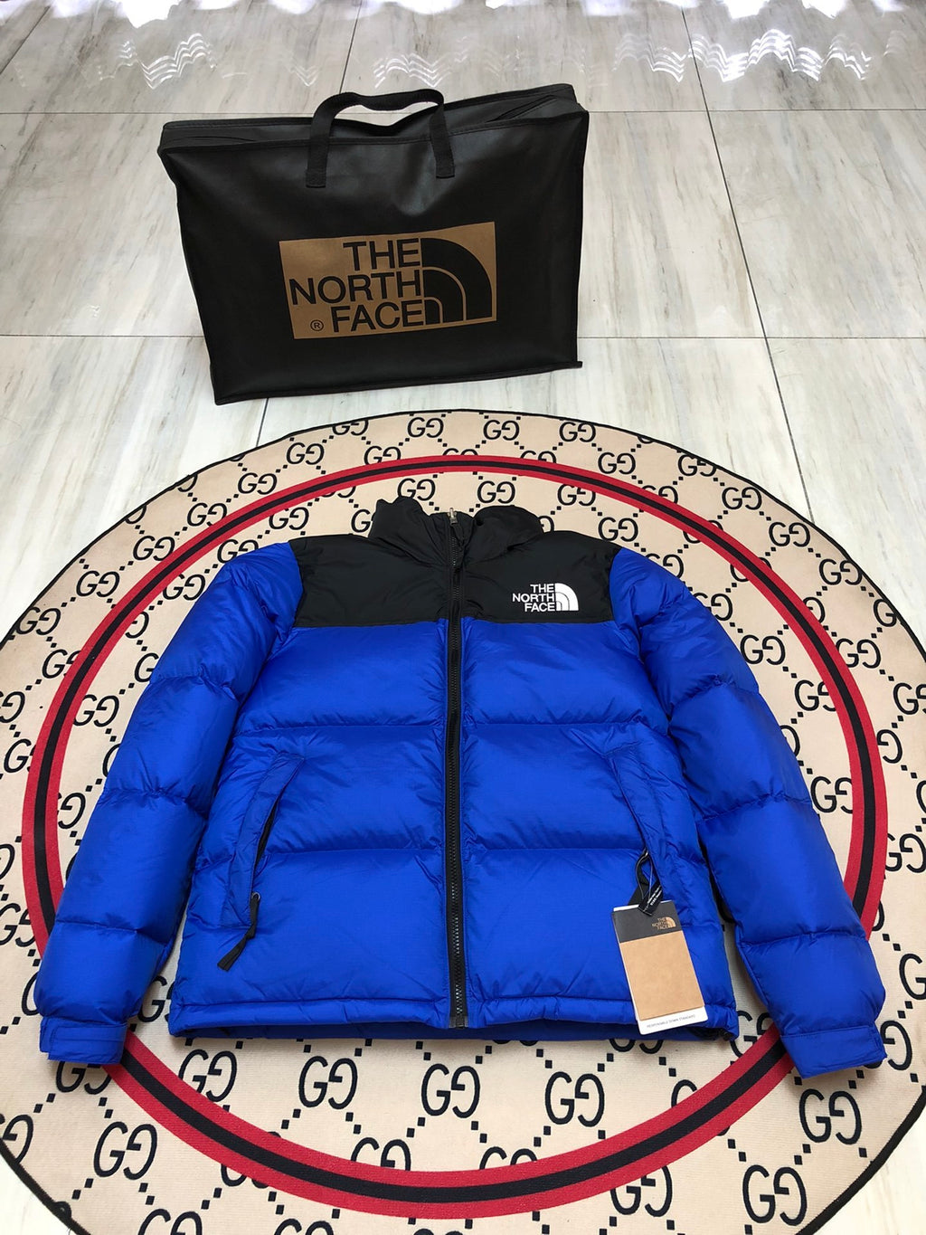 The North Face Blue & Black Nuptse 700-Fill Hooded Down Jacket