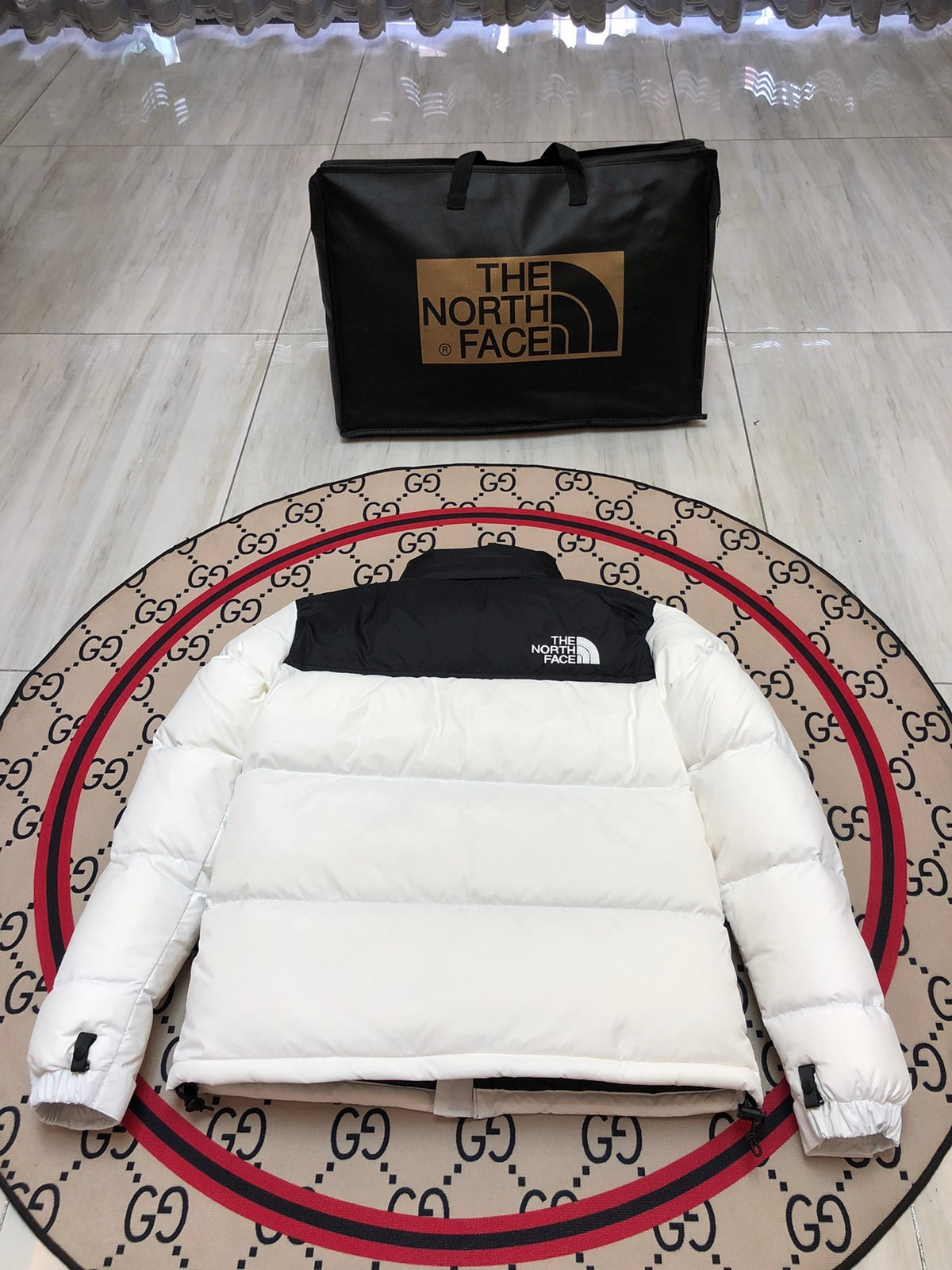 The North Face White & Black Nuptse 700-Fill Hooded Down Jacket