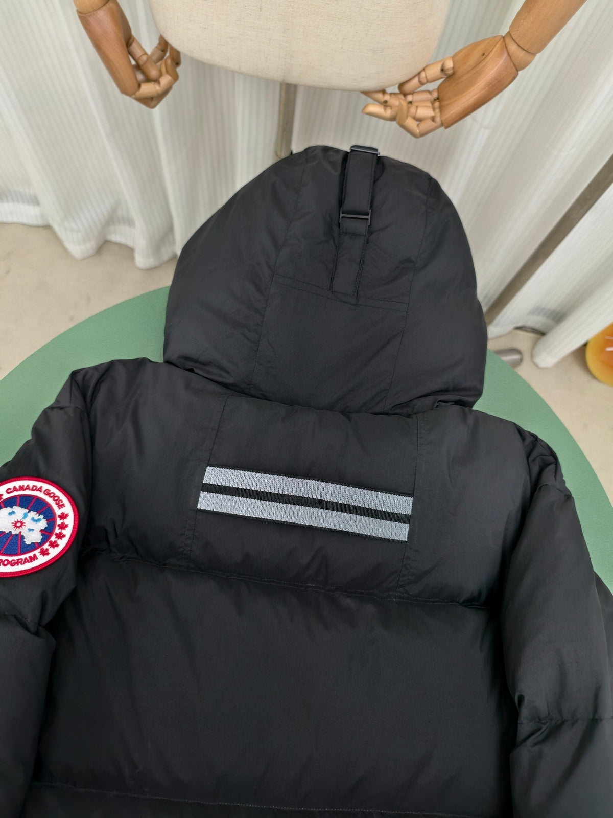 Canada Goose Black Oversized Puffer Down Hooded Jacket