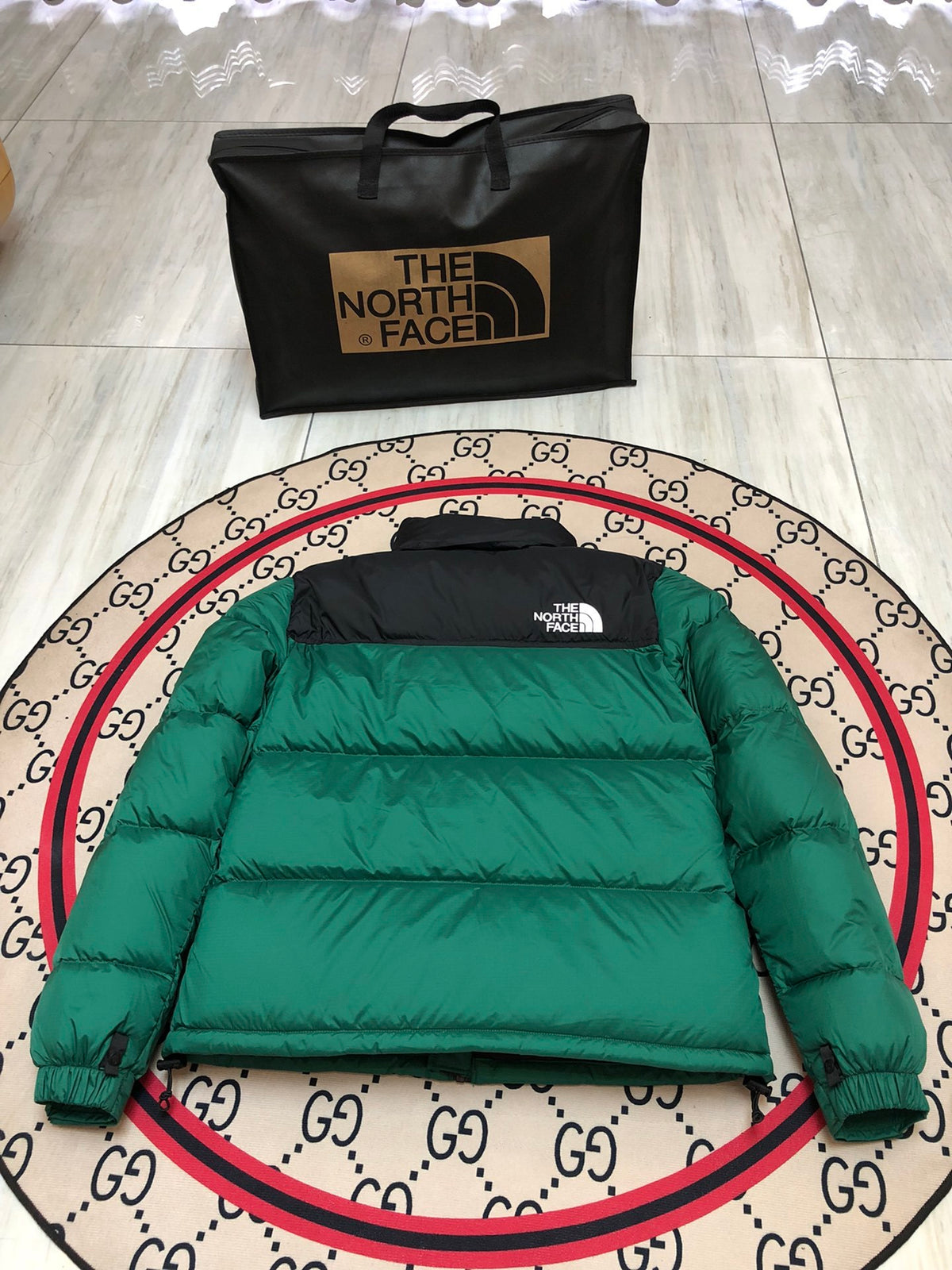The North Face Green & Black Nuptse 700-Fill Hooded Down Jacket