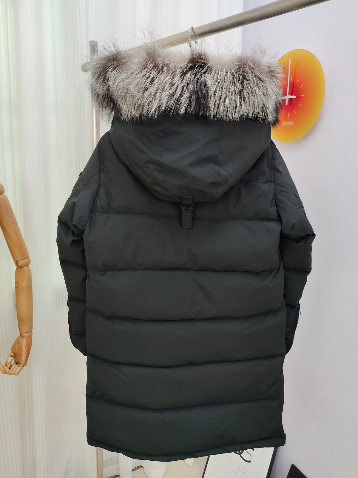 Moose Knuckles Black Wyndham Down Parka