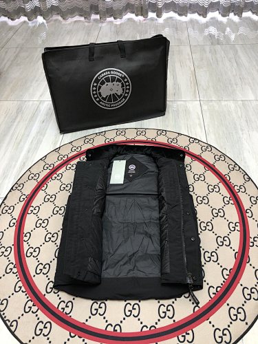 Canada Goose Black Freestyle Down Vest